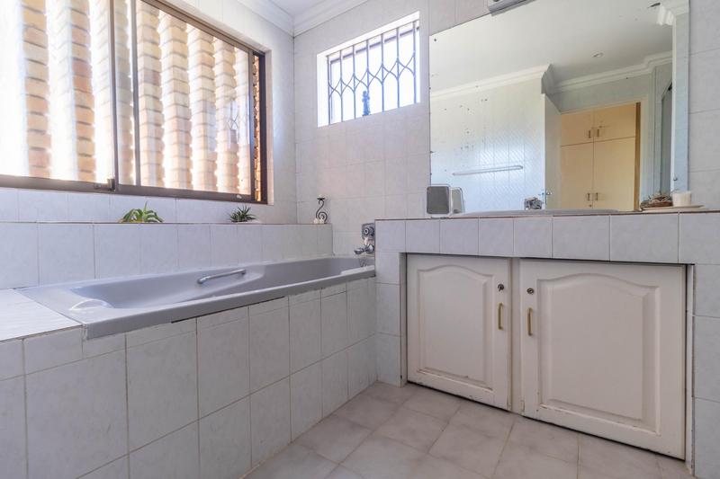 4 Bedroom Property for Sale in Aurora Western Cape